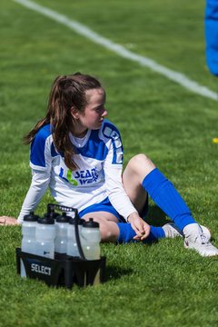 Bild 228 - B-Juniorinnen Bramstedter TS - SSV Hennstedt : Ergebnis: 3:7